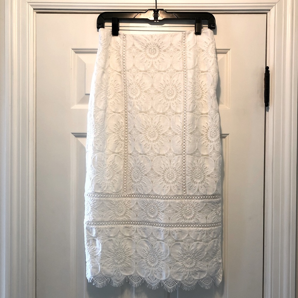 White lace midi skirt, Banana Republic, Size 2